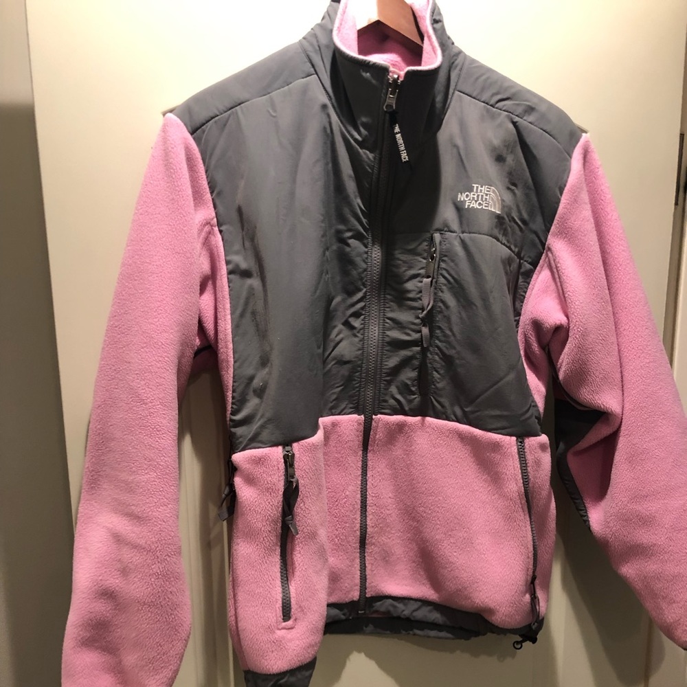 Women’s pink Denali north face jacket